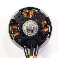 Cobra C-5330/18 Brushless Motor, Kv=250 -Bandai shop 53mm bottom l 2
